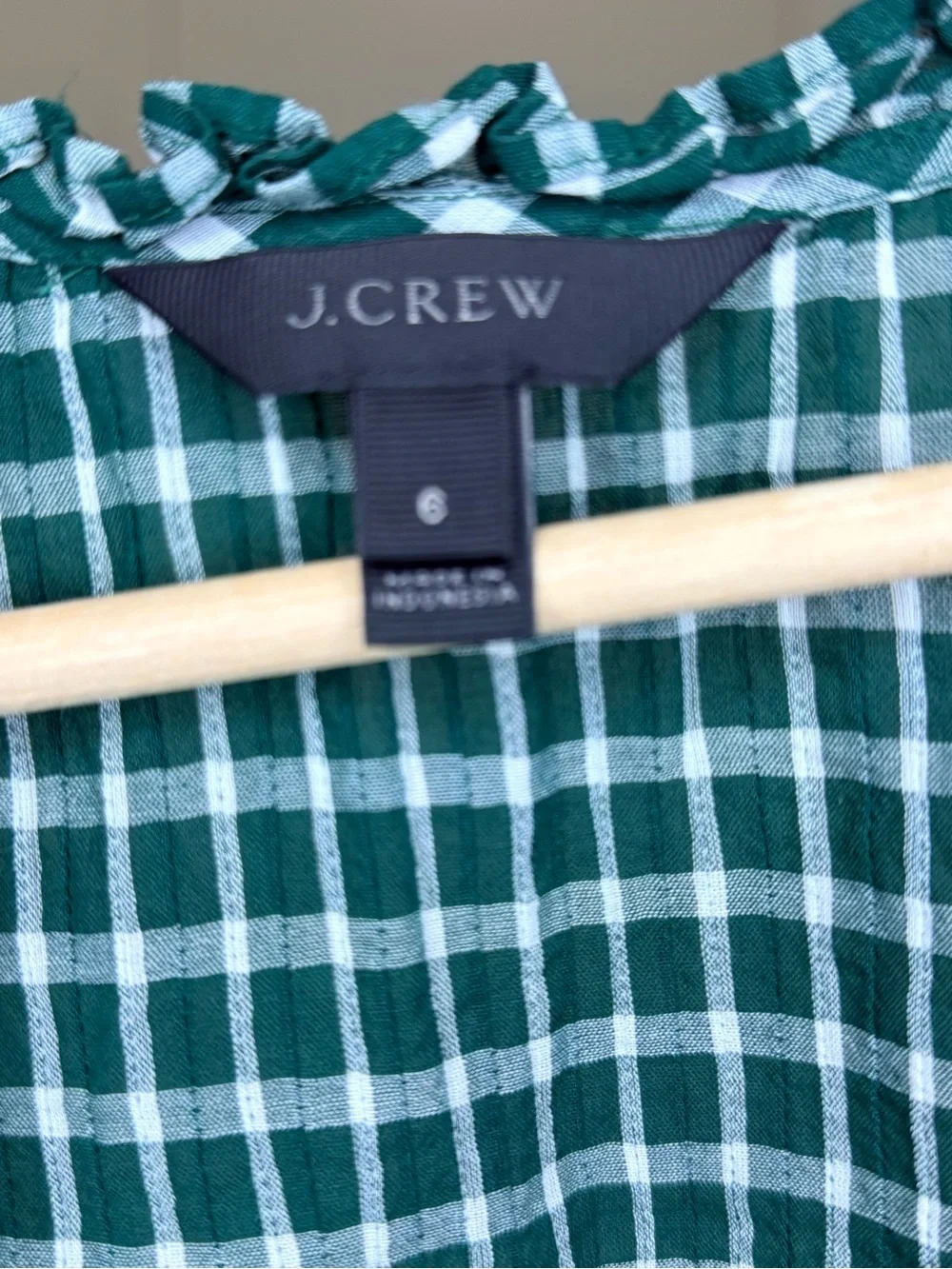 🍀 J.Crew Green Gingham Ruffle Neck Popover Blouse Size 6